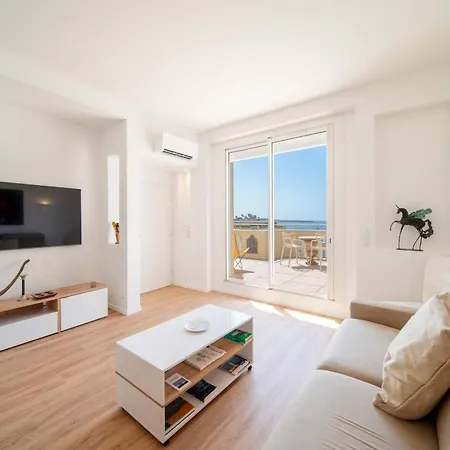 아파트 - Roof Terrace For Rent *