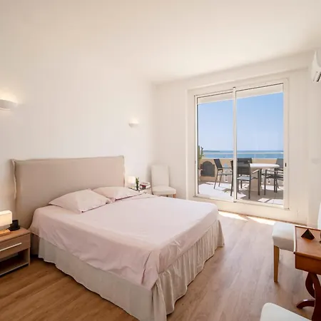 - Roof Terrace For Rent Apartment Cannes